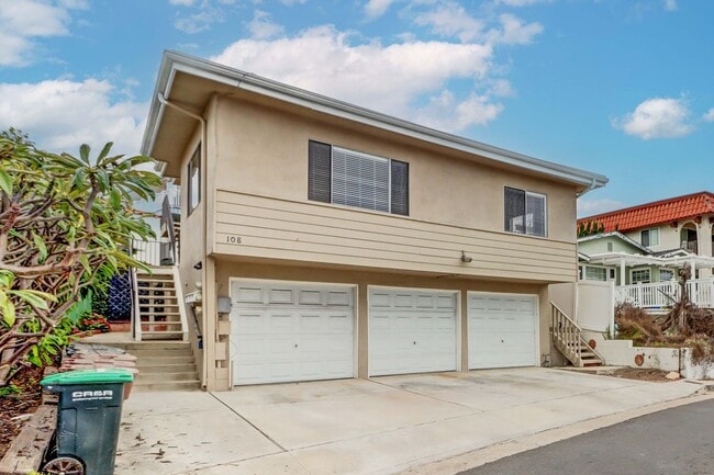 Building Photo - Corona Lane 108** - (V) Unit A