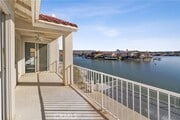 Photo - 18075 Lakeview Dr House