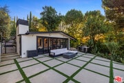 Photo - 16725 Oak View Dr House