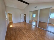 Photo - Spacious 3-Bedroom, 2.5-Bath Townhome in Desirable La Jolla