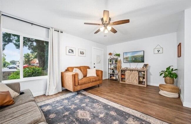 Photo - 11075 Lambert Way