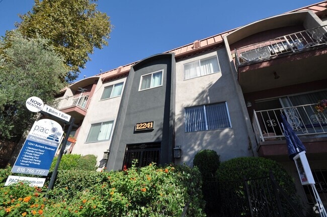 Building Photo - 12241 Burbank Blvd Unit 118 Rental