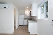 Photo - Remodeled Ocean Beach 1 Bedroom on Del Mar Ave ~ ALL UTILITIES INCLUDED! Unit 4950 1/2
