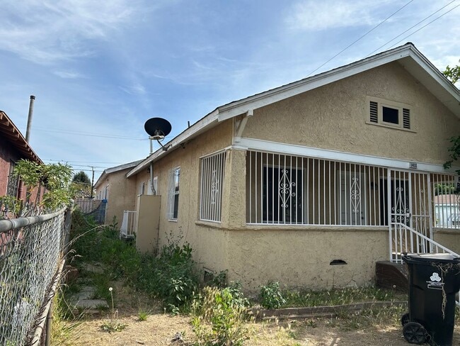 Photo - 1402 E 57th St Unit 1402