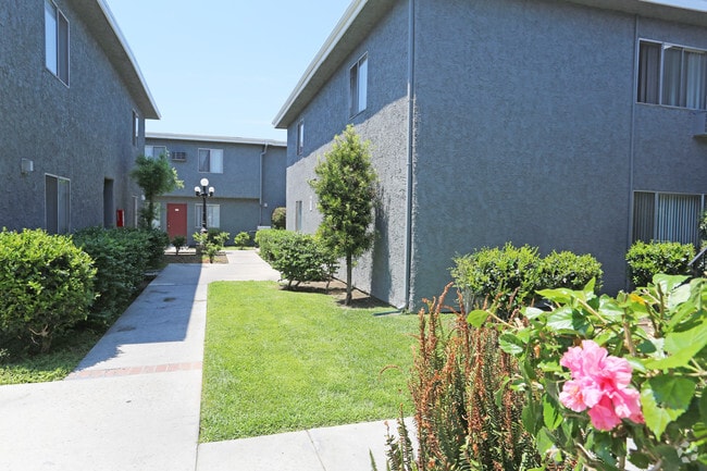 Walkway - Casa Royale Apartments