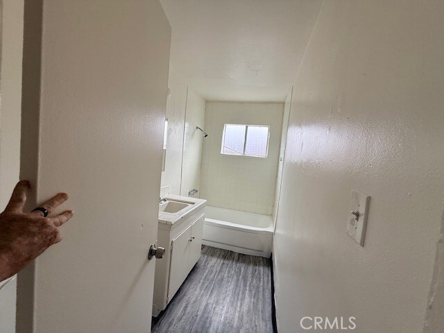 Photo - 1435 Laurel Ave