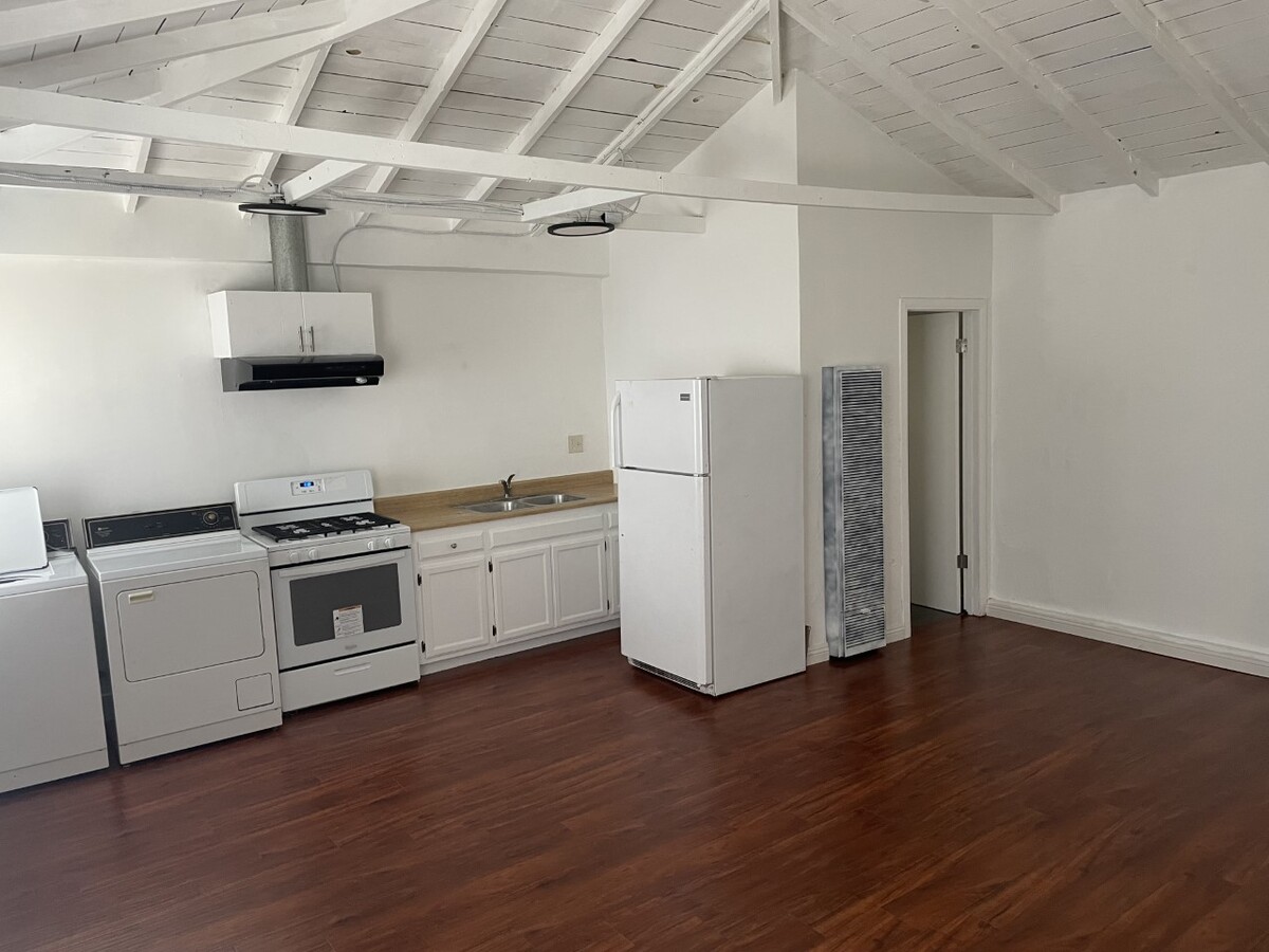 Photo - 3957 Tilden Ave Apartments Unit #D