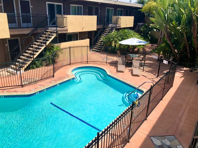 Photo - 4735 W Broadway Unit Studio