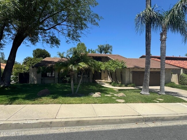 Photo - 1832 Fallview Rd