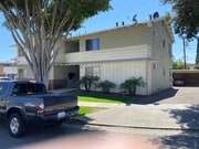 Photo - 641 Warne St Apartments Unit B