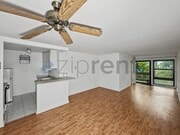 Photo - Unit H1030