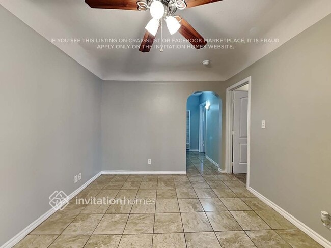 Photo - 758 W 104th St