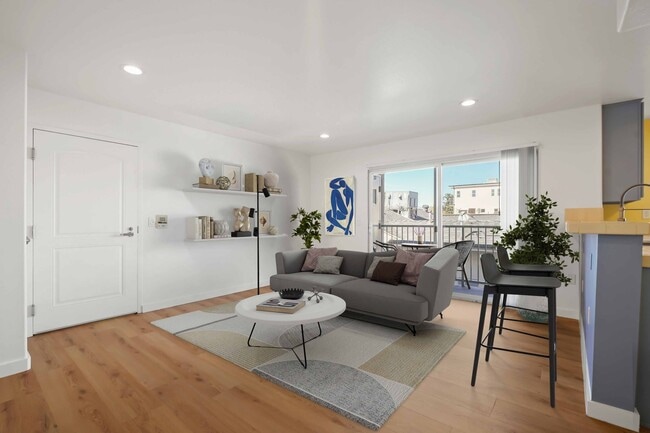 Photo - 3 Bedroom 2 Bath Apartment Unit C