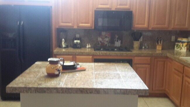 Photo - 35299 Meridia Ave