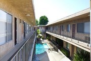 Photo - Vanowen Plaza Apartments