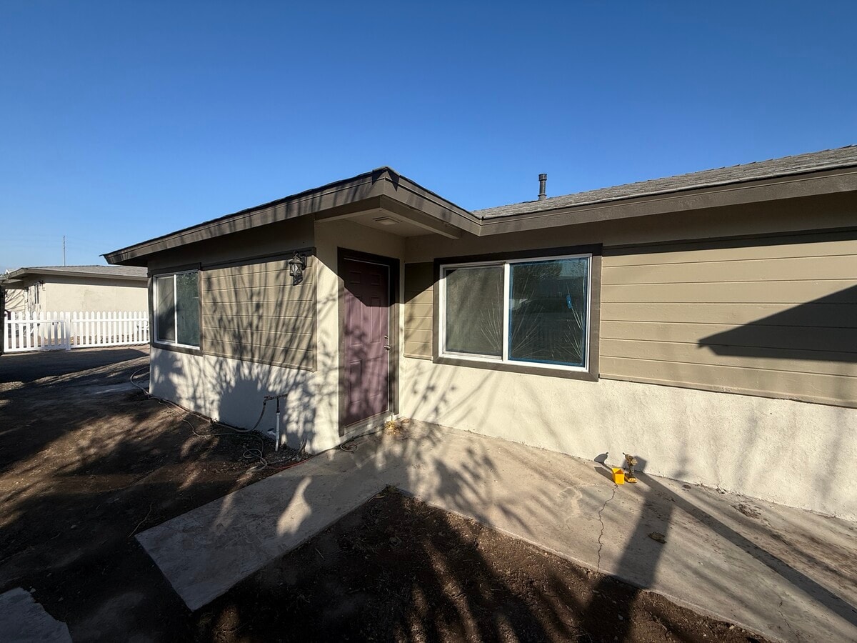 Photo - 14703 Walters St