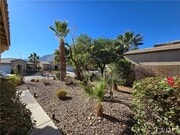 Photo - 736 Summit Dr