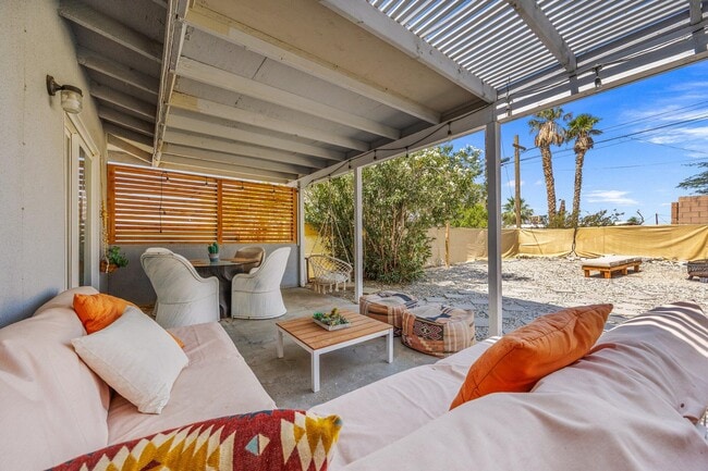 Photo - 13215 Deodar Ave