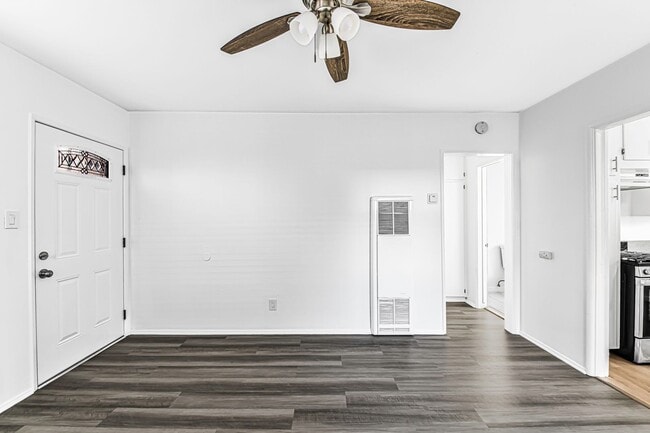 Photo - 1631 E 4th St Unit 1635 - 3