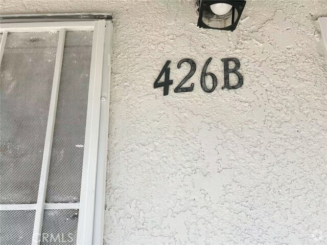 Building Photo - 420 E Broadway Rental