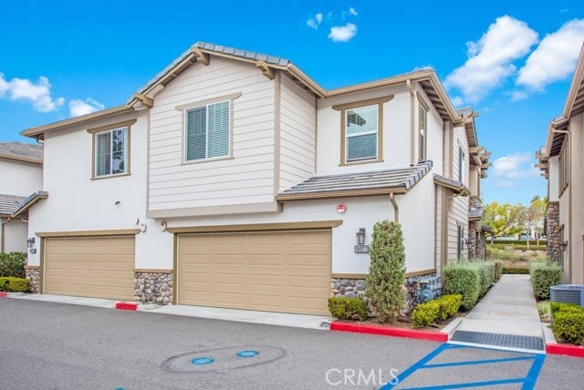 Photo - 18027 Burke Ln Townhome