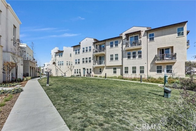 Building Photo - 5200 Beachside Ln Unit 112
