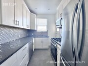 Photo - 1416 1/2 S Crest Dr -