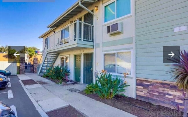 Top floor unit - 5040 A St #10 Unit 10