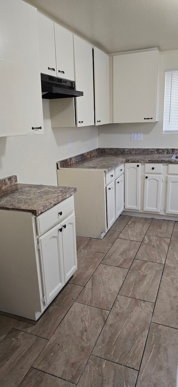 Photo - 9500-9502 Avalon Blvd