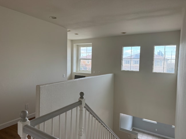 Photo - 3048 San Luis Dr