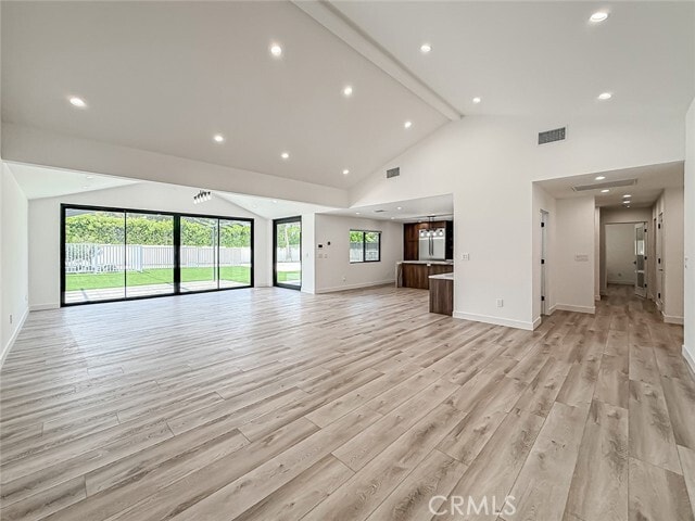 Building Photo - 22921 Dolorosa St