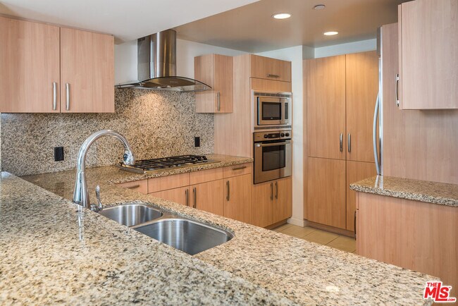 Photo - 13650 Marina Pointe Dr Unit 1608