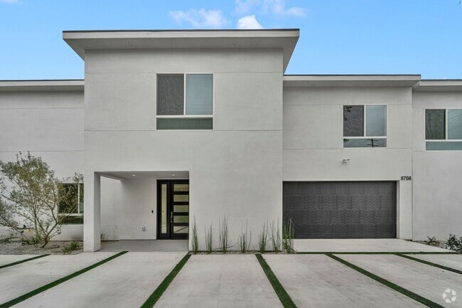 Building Photo - Modern Brand new 5-Bedroom Home for Lease ...