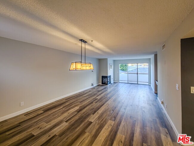 Photo - 625 E Del Mar Blvd Unit 304