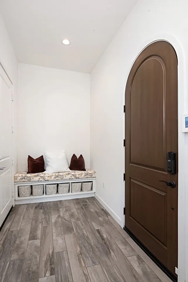 Photo - 168 Follyhatch