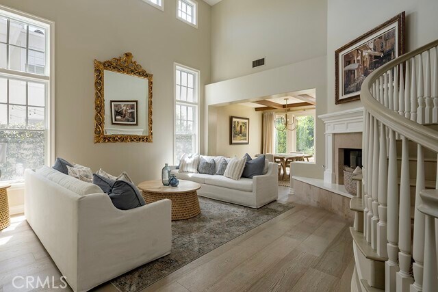 Photo - 7 Crooked Stick Dr