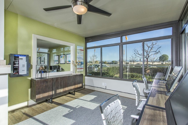 Photo - Stonegate Apartments