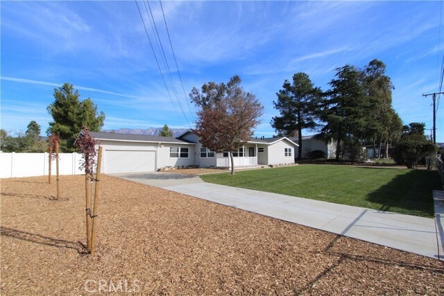 Photo - 39670 Grand Ave