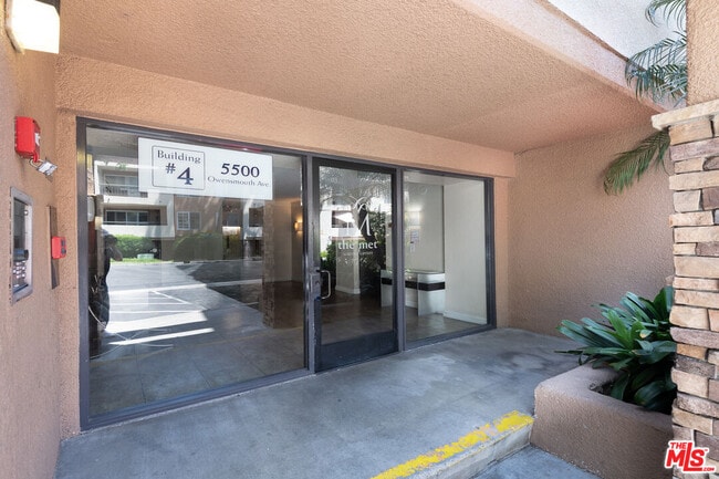 Photo - 5500 Owensmouth Ave Unit 328