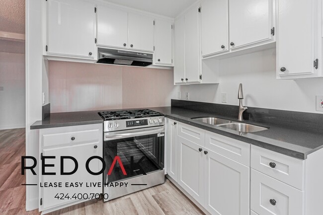 Photo - 8614 Woodley Ave Unit 117