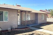 Photo - 7823 Louise Ave