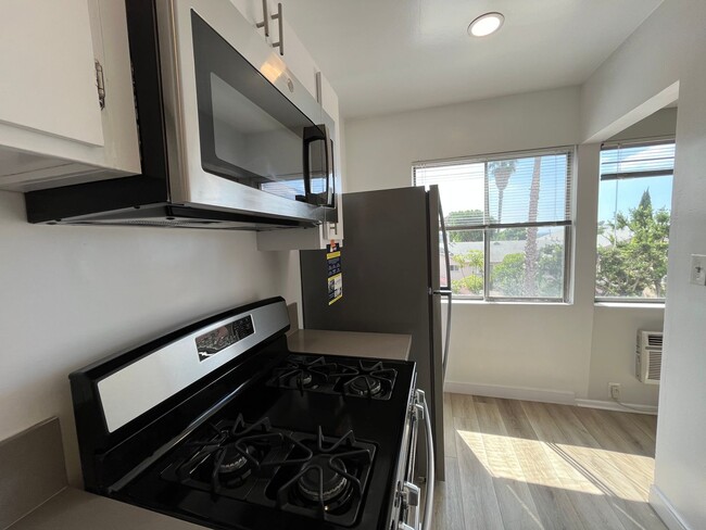 Photo - 1253 Havenhurst Drive