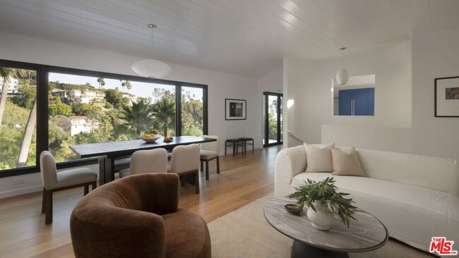 Photo - 5692 Holly Oak Dr