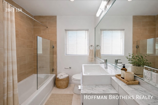 Photo - 1117 Cochran Ave Unit 1