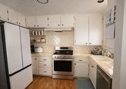 Photo - 815 N Lamer St