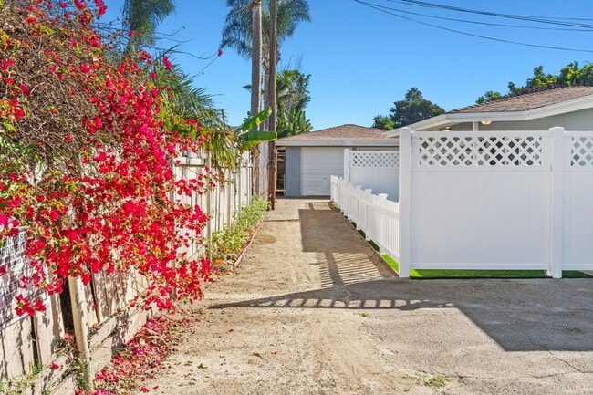 Photo - 306-308 Elm Ave Unit 865 3rd