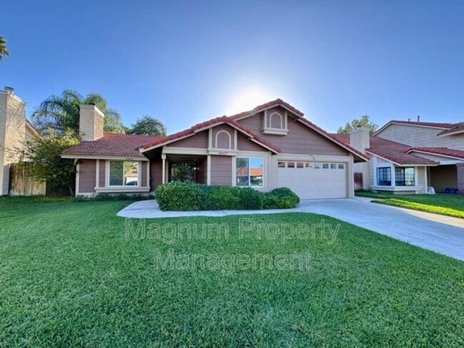 Photo - 45627 Clubhouse Dr