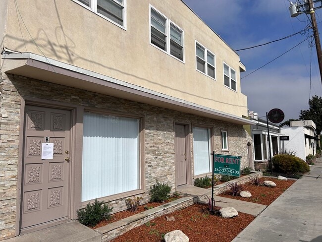 Building Photo - 3937 Long Beach Blvd Unit C - Lease Only