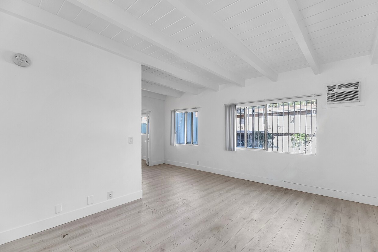 Floor Plan - 2 Bed + 1 Bath