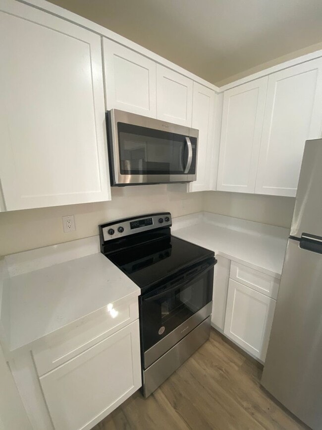 Photo - Modern Townhome with Gorgeous City Views – Prime Thousand Oaks Locati